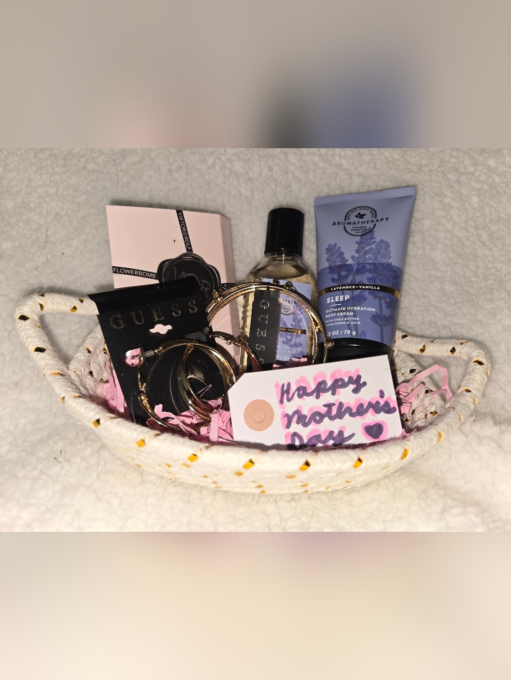 MOTHER GUESS Gold Cosmetic Pouch  Gold-Tone Accessories  EARRINGS, BRACLET, +